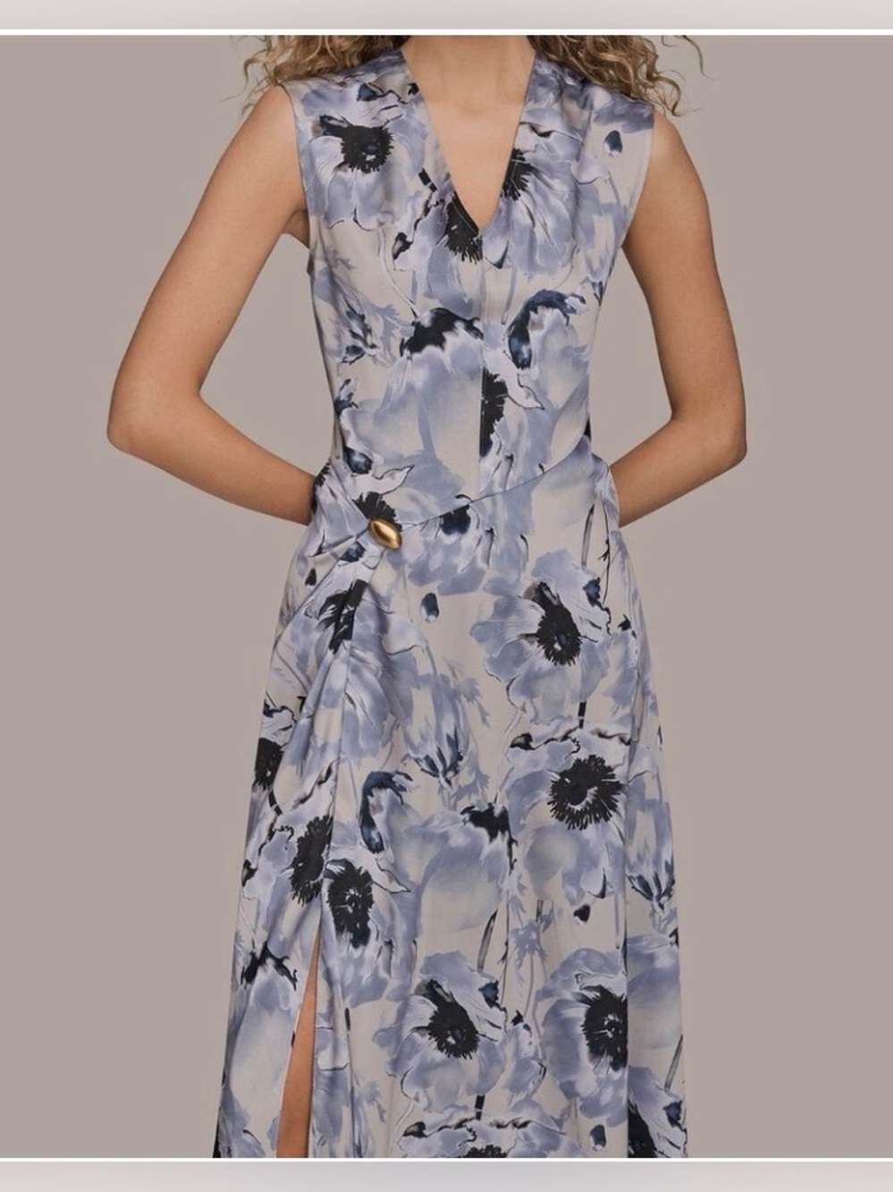 Donna Karan CAP SLEEVE V-NECK PRINTED
MIDI DRESS - Picture 6 of 12